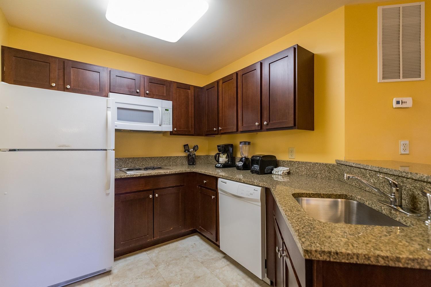 Vacation Village In The Berkshires Ганкок Номер фото A typical kitchen in a Residence Inn