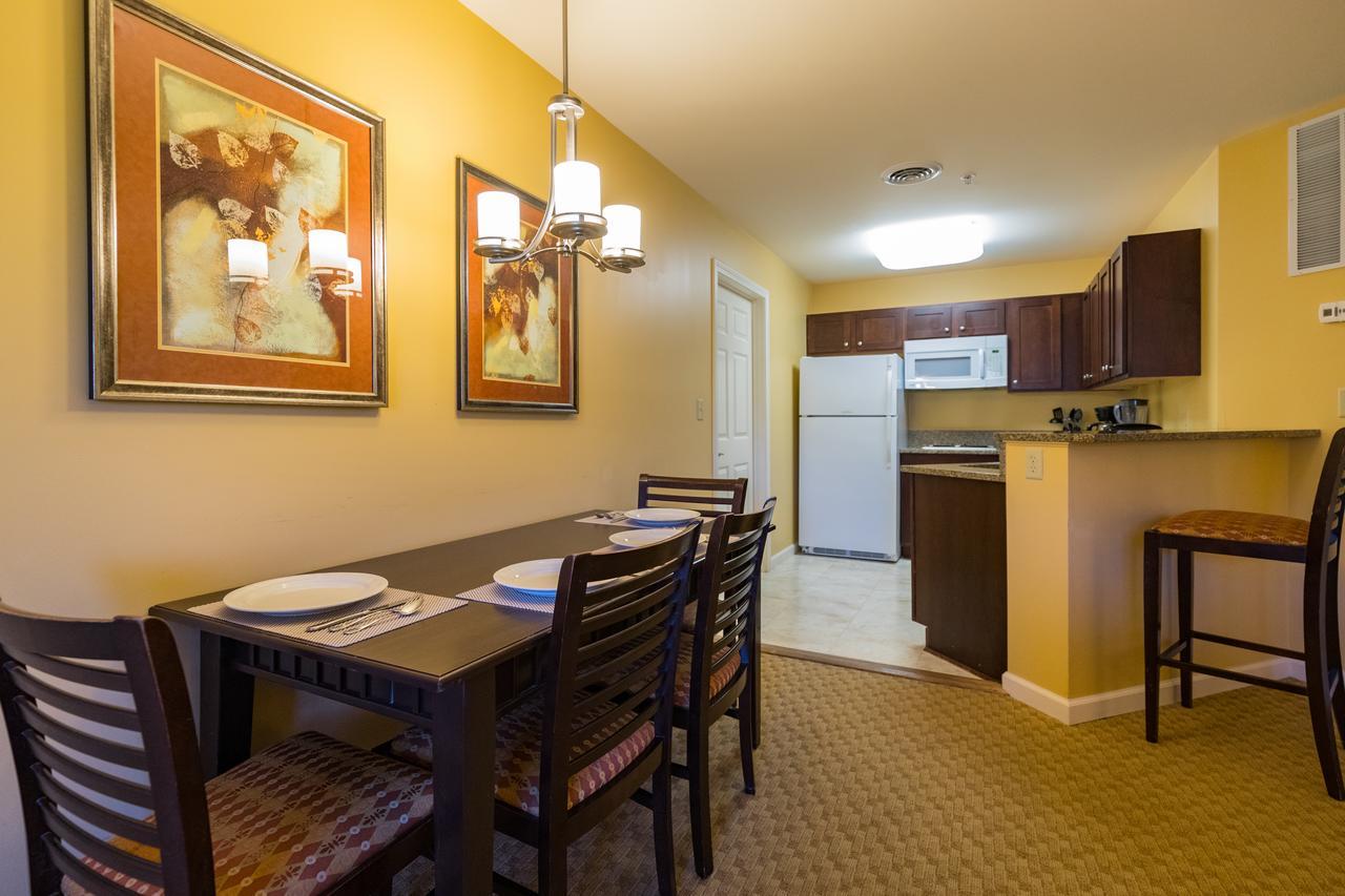 Vacation Village In The Berkshires Ганкок Екстер'єр фото A kitchen in a typical two-bedroom unit